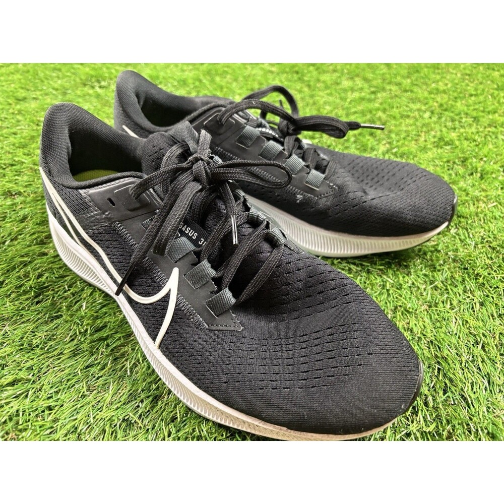 Nike Running Shoes Pegasus 38  Women’s 9.5 Men’s 8 Black Walking Sneakers